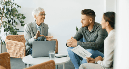 5 Signs It’s Time To Meet With a Financial Advisor
